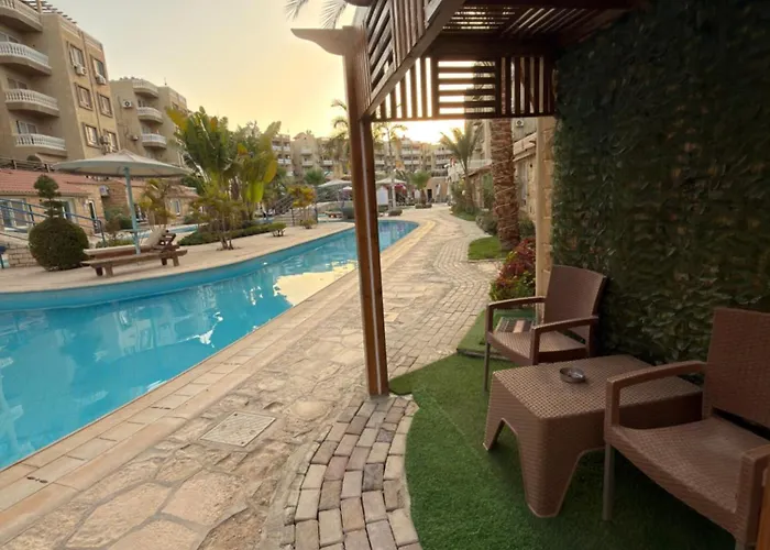 Apartment Nest Pool View *