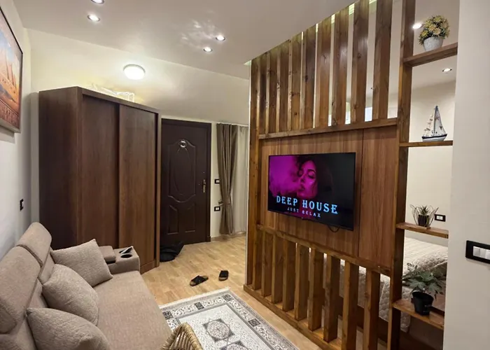 Nest Pool View Apartment